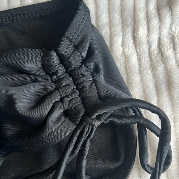 women’s 2 piece off the shoulder bathing suit set - Picture 2 of 4